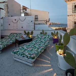  Aparthotel Ortigia Terrace Sea View Italien